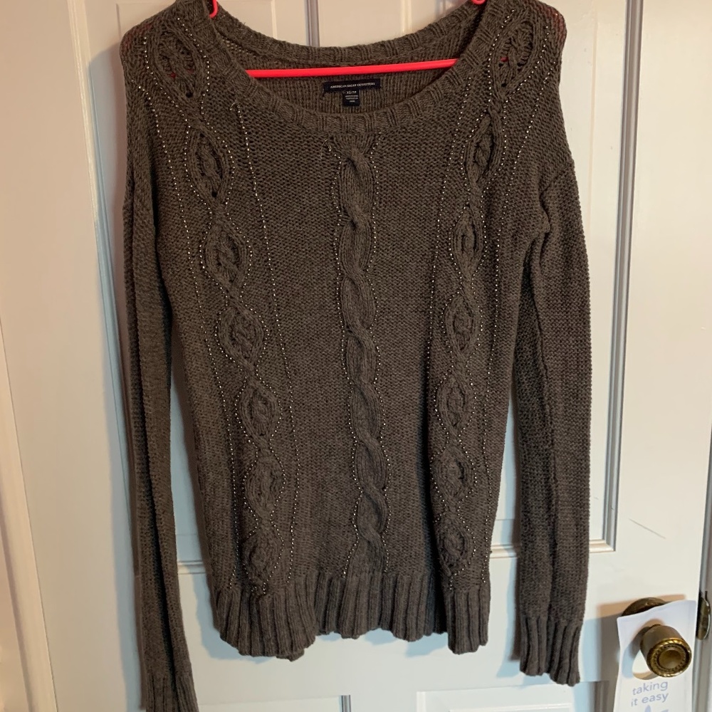gray sweater